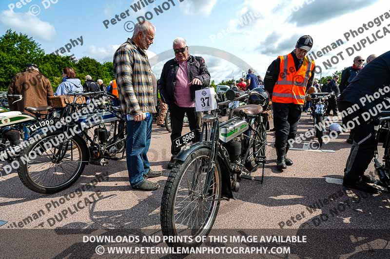 Vintage motorcycle club;eventdigitalimages;no limits trackdays;peter wileman photography;vintage motocycles;vmcc banbury run photographs